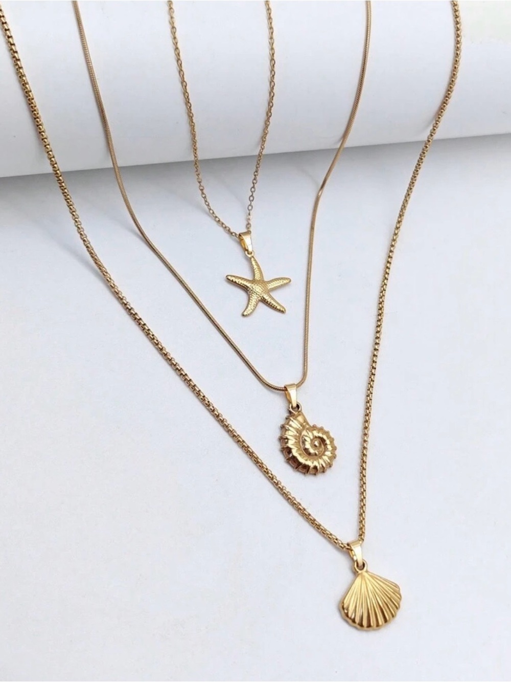 Stainless Steel Gold Layered Seashell & Starfish Pendant Necklace Set - Picture 3 of 7